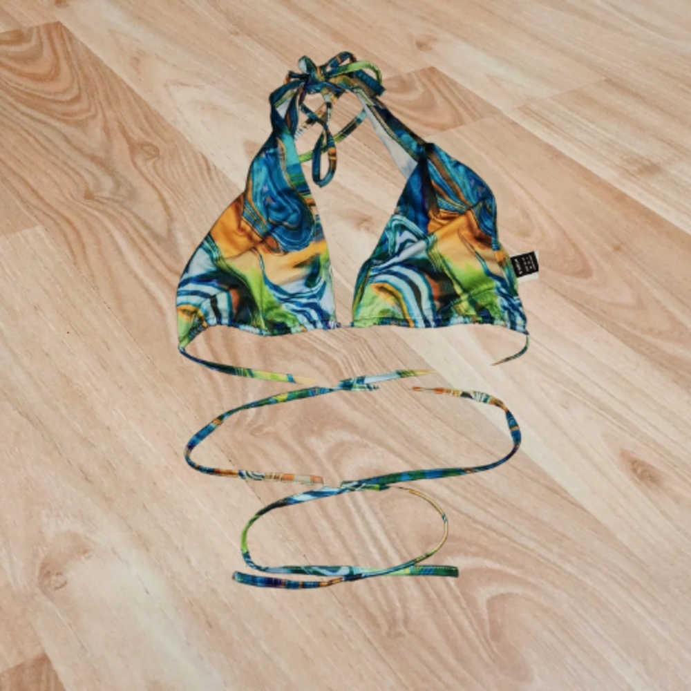 Bakini crop top